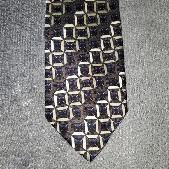 Square Patterned Tie - NEW - Picture 1 of 7